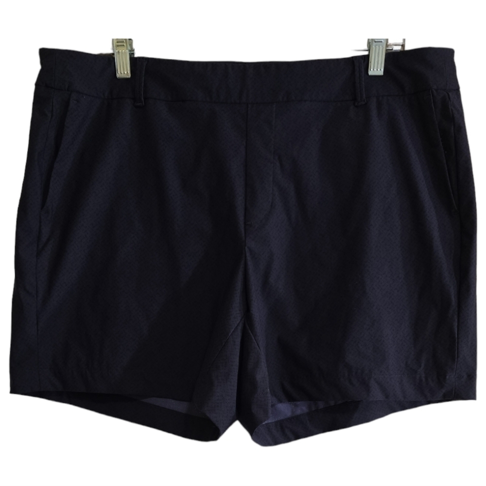 Spanx Flat Front Navy Pattern Shorts XL Pockets 6" Inseam Minimalist Shaper